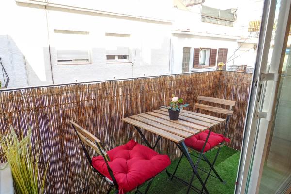 #12035 - Walkiria Apartment | Holiday Rentals | Hello Homes Sitges