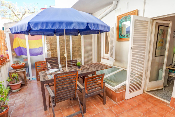 #12049 - Gladiator Apartment | Holiday Rentals | Hello Homes Sitges