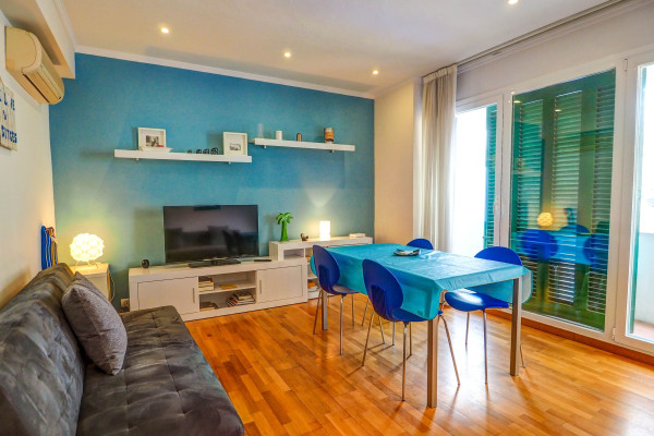 #12183 - Aire Apartment | Lomavuokraus | Hello Homes Sitges