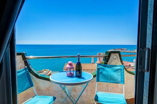 #12193 - Blue Gems Apartment | Ferieudlejning | Hello Homes Sitges