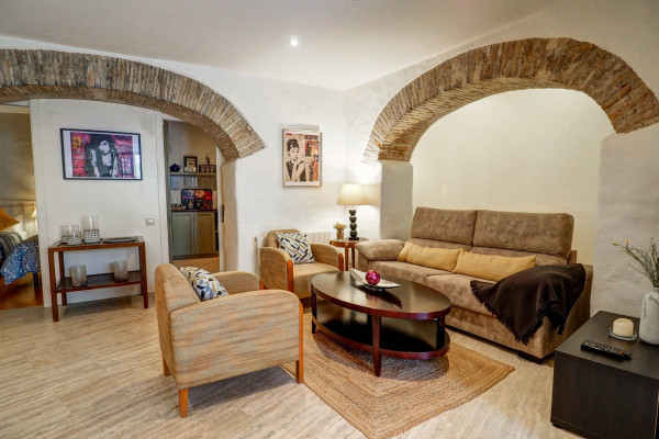 #12435 - Charming House | Lloguers Temporada | Hello Homes Sitges