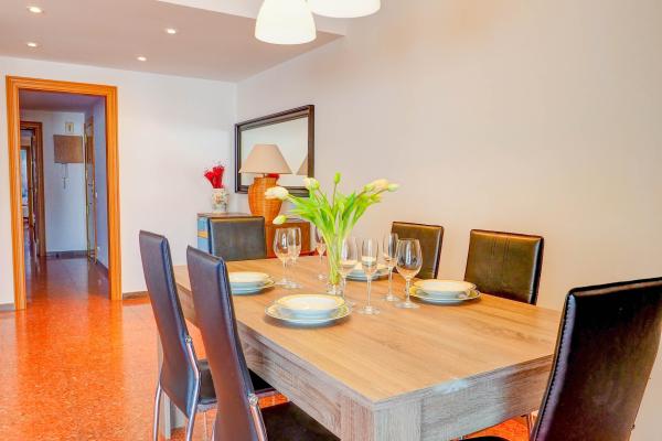#12501 - La Palma Apartment | Holiday Rentals | Hello Homes Sitges