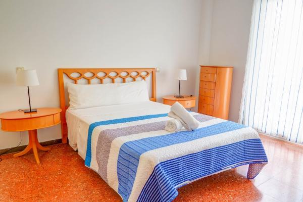 #12504 - La Palma Apartment | Holiday Rentals | Hello Homes Sitges