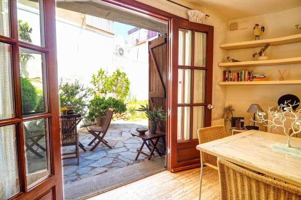 #12610 - Charming House | Lloguers Temporada | Hello Homes Sitges