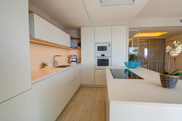 #12810 - Ribera Sunrise Penthouse | Holiday Rentals | Hello Homes Sitges