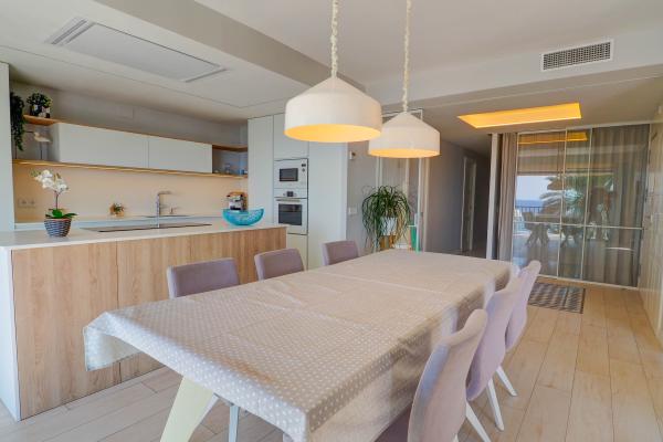 #12818 - Ribera Sunrise Penthouse | Holiday Rentals | Hello Homes Sitges