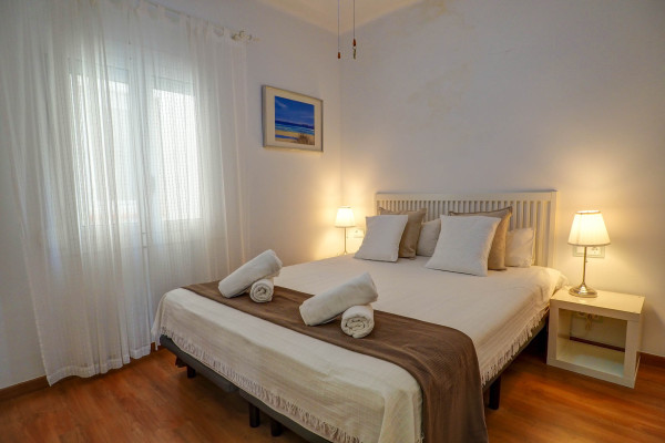 Modern, Well-Appointed Room