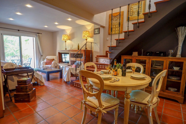 #13255 - Montroig Zen Penthouse | Holiday Rentals | Hello Homes Sitges