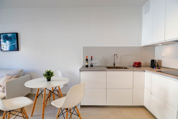 #13641 - Camelot Apartment | Alquiler Vacacional | Hello Homes Sitges
