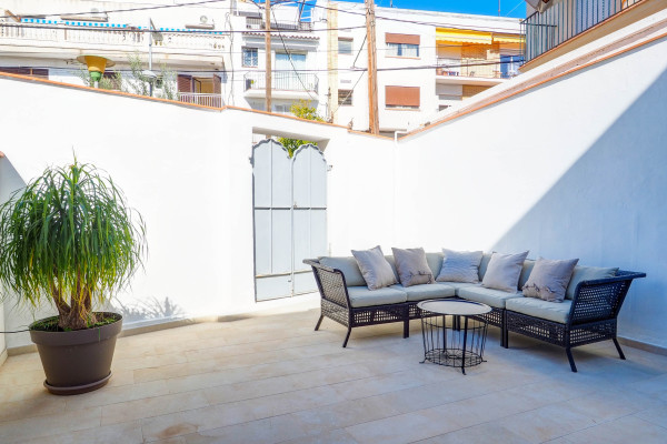 #13642 - Camelot Apartment | Ferieudlejning | Hello Homes Sitges