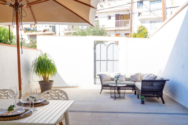 #13656 - Camelot Apartment | Ferieudlejning | Hello Homes Sitges