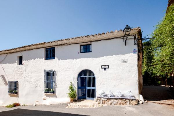 #14123 - Little Vine | Holiday Rentals | Hello Homes Sitges