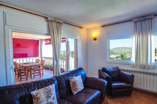 #14248 - Ohana House | Holiday Rentals | Hello Homes Sitges