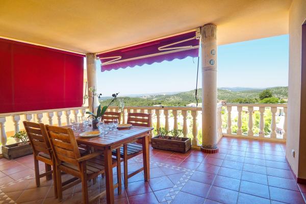 #14261 - Ohana House | Holiday Rentals | Hello Homes Sitges