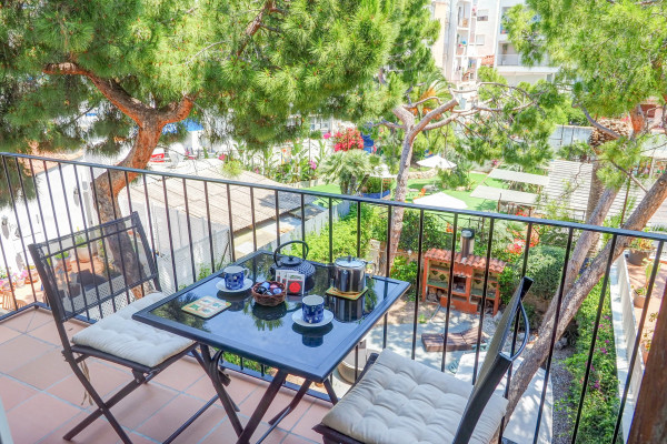 #14268 - Montroig Zen Penthouse | Holiday Rentals | Hello Homes Sitges