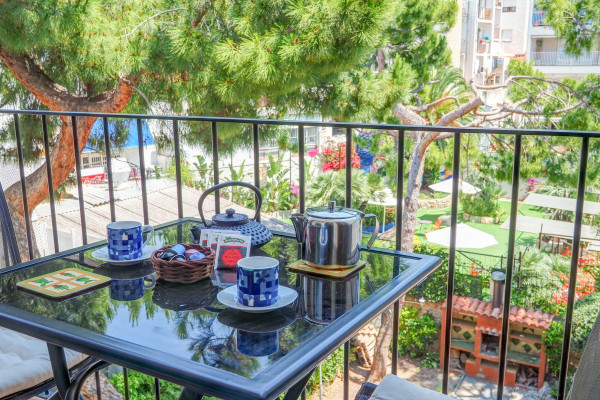 #14275 - Montroig Zen Penthouse | Holiday Rentals | Hello Homes Sitges