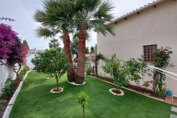 #14296 - Villa Emperor | Ferieudlejning | Hello Homes Sitges