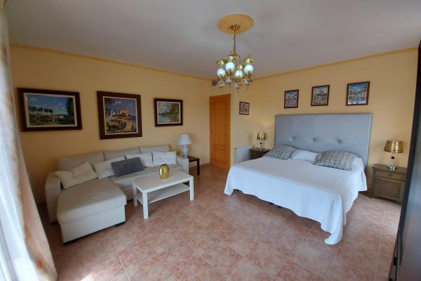 #14299 - Villa Emperor | Ferieudlejning | Hello Homes Sitges
