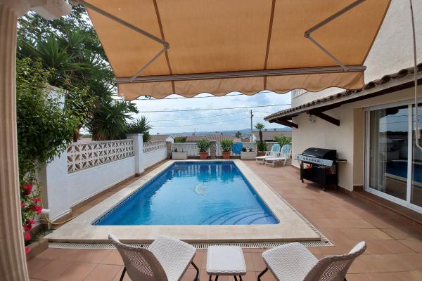 #14303 - Villa Emperor | Ferieudlejning | Hello Homes Sitges