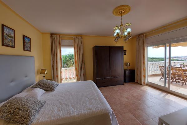 #14308 - Villa Emperor | Ferieudlejning | Hello Homes Sitges