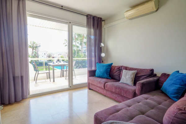 #14445 - Mediterraneo Seaview | Lomavuokraus | Hello Homes Sitges