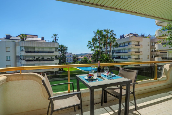 #14466 - Mediterraneo Seaview | Lomavuokraus | Hello Homes Sitges
