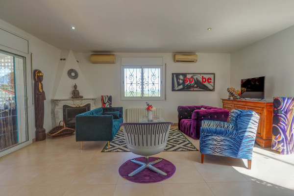 #14586 - Villa Talaya | Holiday Rentals | Hello Homes Sitges