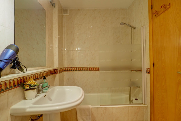 Modern, Well-Appointed Room