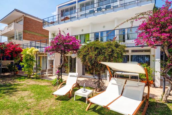 #14970 - Villa Selene | Ferieudlejning | Hello Homes Sitges