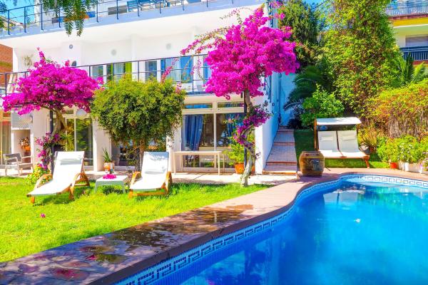#14998 - Villa Selene | Ferieudlejning | Hello Homes Sitges