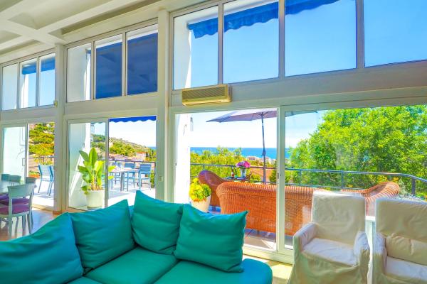 #15009 - Villa Selene | Ferieudlejning | Hello Homes Sitges