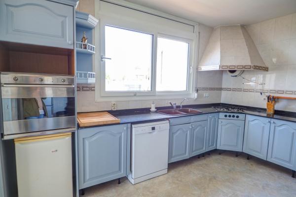 #15688 - Malvasia Family Sea View Apartment | Ferieudlejning | Hello Homes Sitges