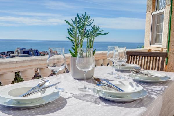 #15724 - Malvasia Family Sea View Apartment | Ferieudlejning | Hello Homes Sitges