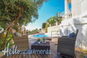 #15846 - Malvasia Sea View Attic | Ferieudlejning | Hello Homes Sitges