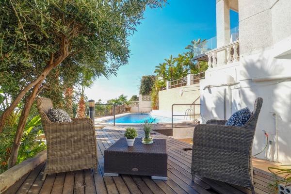 #15867 - Malvasia Family Sea View Apartment | Ferieudlejning | Hello Homes Sitges
