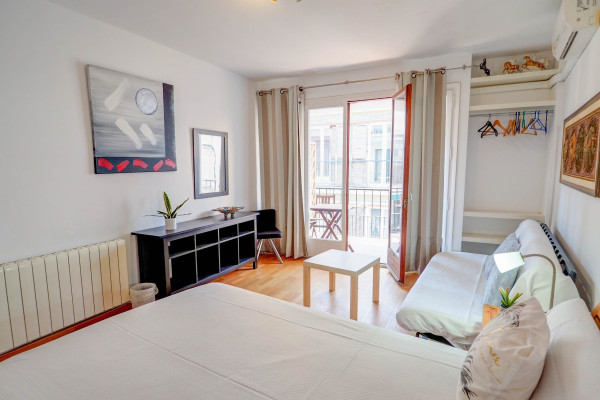 #15948 - Central Island Penthouse | Holiday Rentals | Hello Homes Sitges