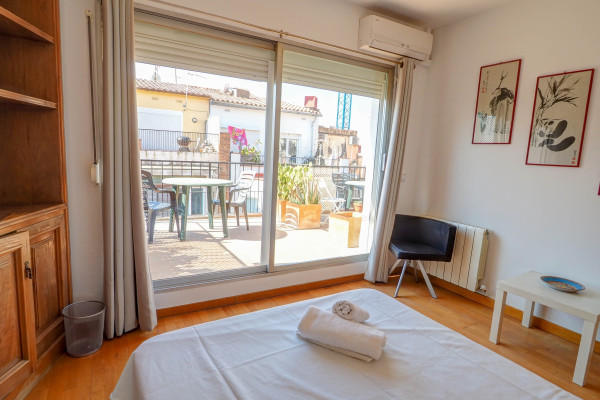 #15970 - Central Island Penthouse | Holiday Rentals | Hello Homes Sitges