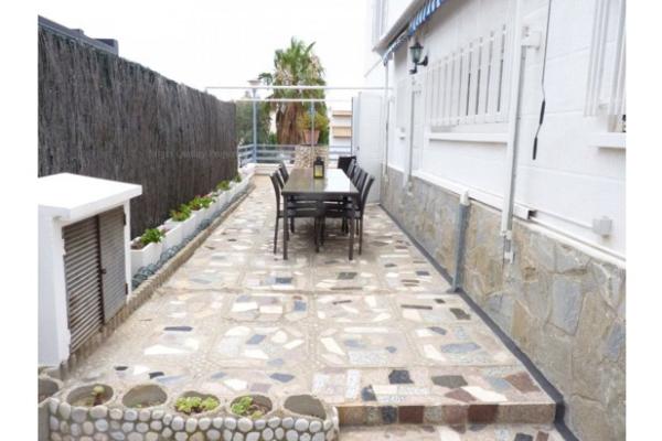 #16037 - Villa Matteo | Holiday Rentals | Hello Homes Sitges