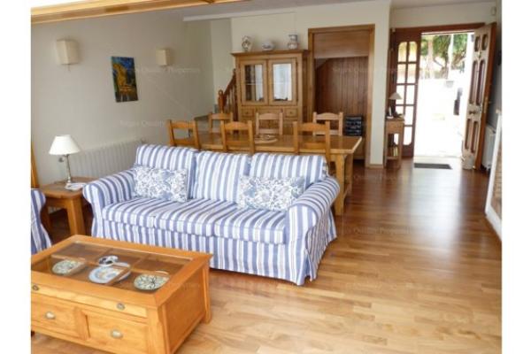 #16042 - Villa Matteo | Holiday Rentals | Hello Homes Sitges