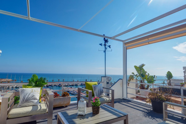 #16294 - The Moonlight Sea View | Lomavuokraus | Hello Homes Sitges