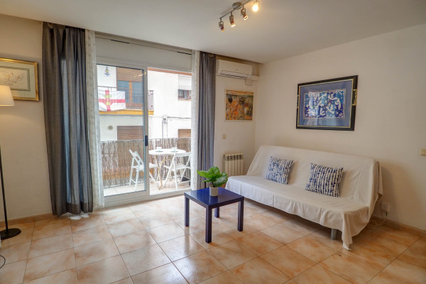 #16455 - Gloria Apartment | Lomavuokraus | Hello Homes Sitges