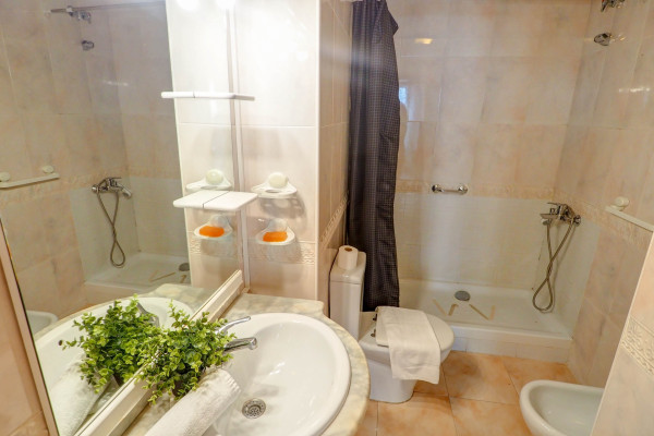 Modern, Well-Appointed Room