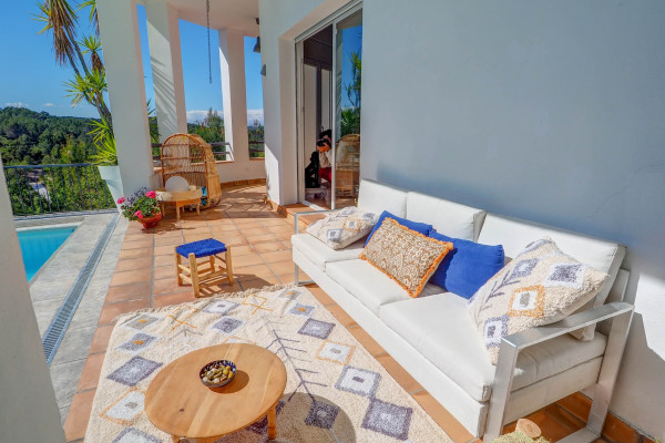 #16504 - Villa Elysian | Holiday Rentals | Hello Homes Sitges