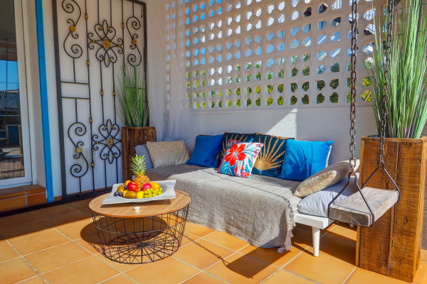 #16676 - Villa Talaya | Holiday Rentals | Hello Homes Sitges