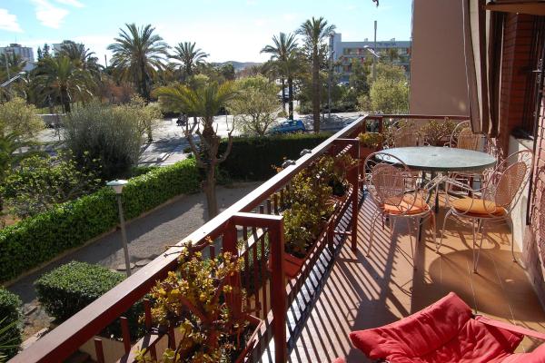#17146 - Apartamento Casals | Holiday Rentals | Hello Homes Sitges