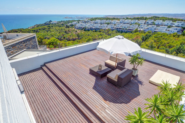 #17285 - Elora Penthouse with Sea Views | Holiday Rentals | Hello Homes Sitges