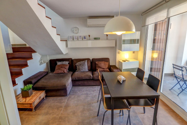 Modern, Well-Appointed Room