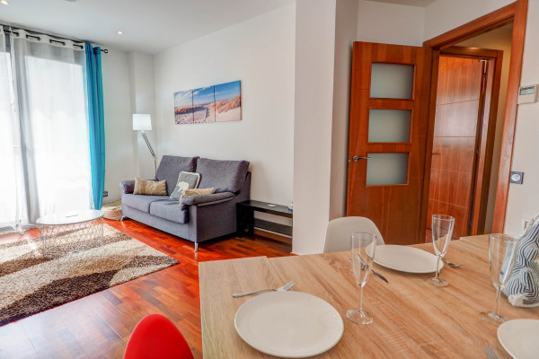 #17635 - Seaside April Apartment | Lomavuokraus | Hello Homes Sitges