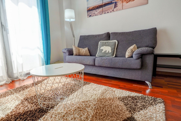  - Seaside April Apartment