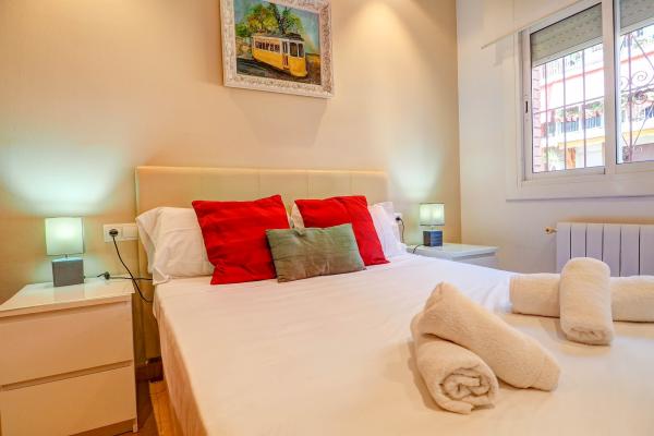 #17649 - Apartamento Casals | Holiday Rentals | Hello Homes Sitges